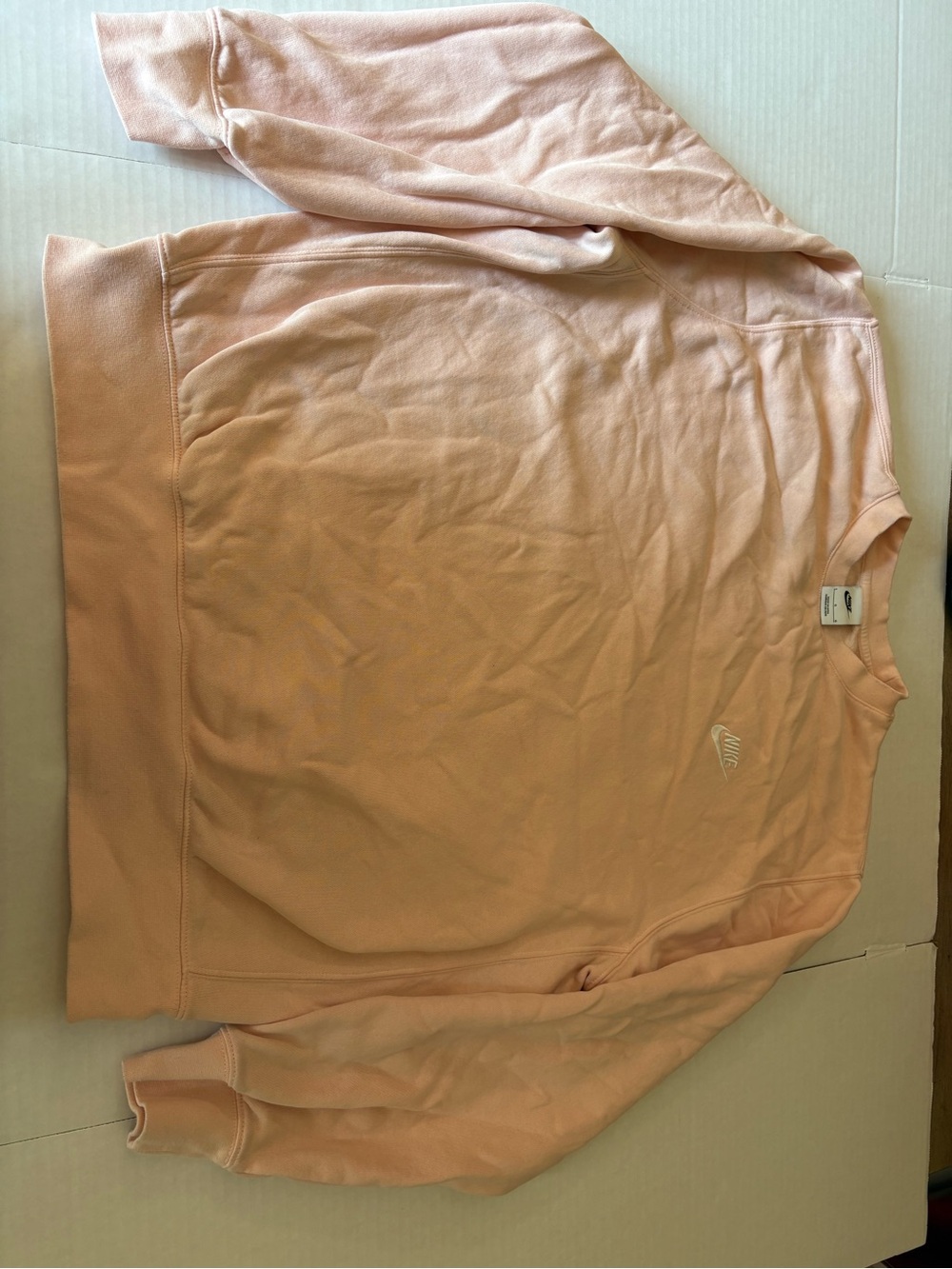 Nike Women’s Crewneck Sweatshirt in Peach